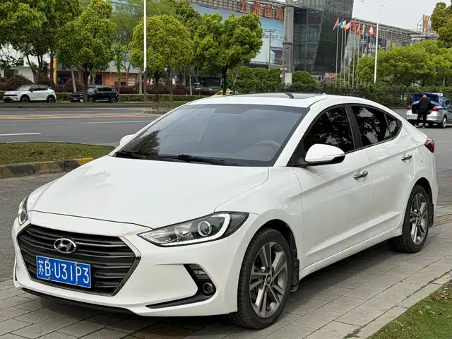 HYUNDAI LEAD