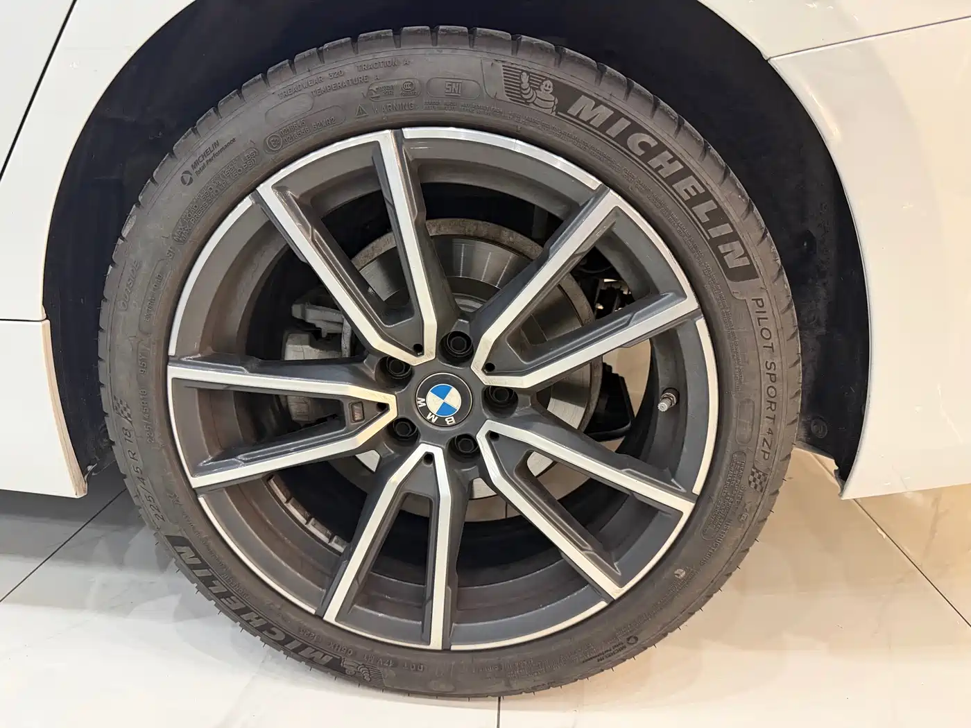 BMW 3 Series 2023 320Li M Sport Package фото 20