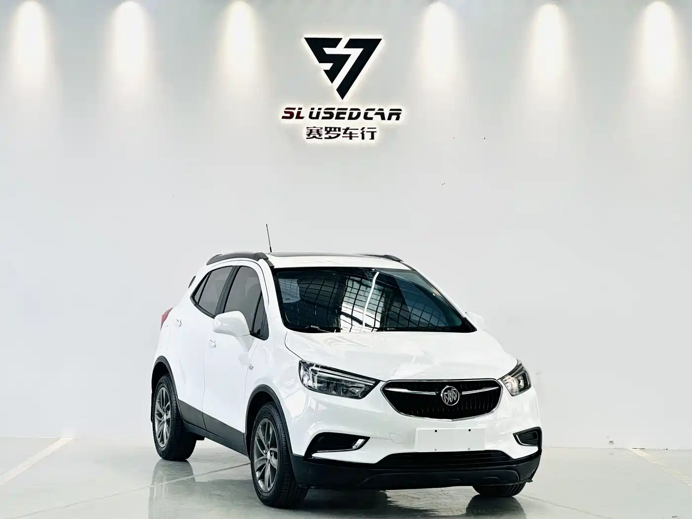 Buick Encore 2016 18T Automatic 2WD Urban Leading фото 3