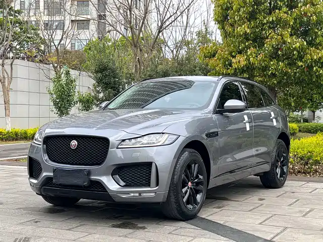 JAGUAR F PACE