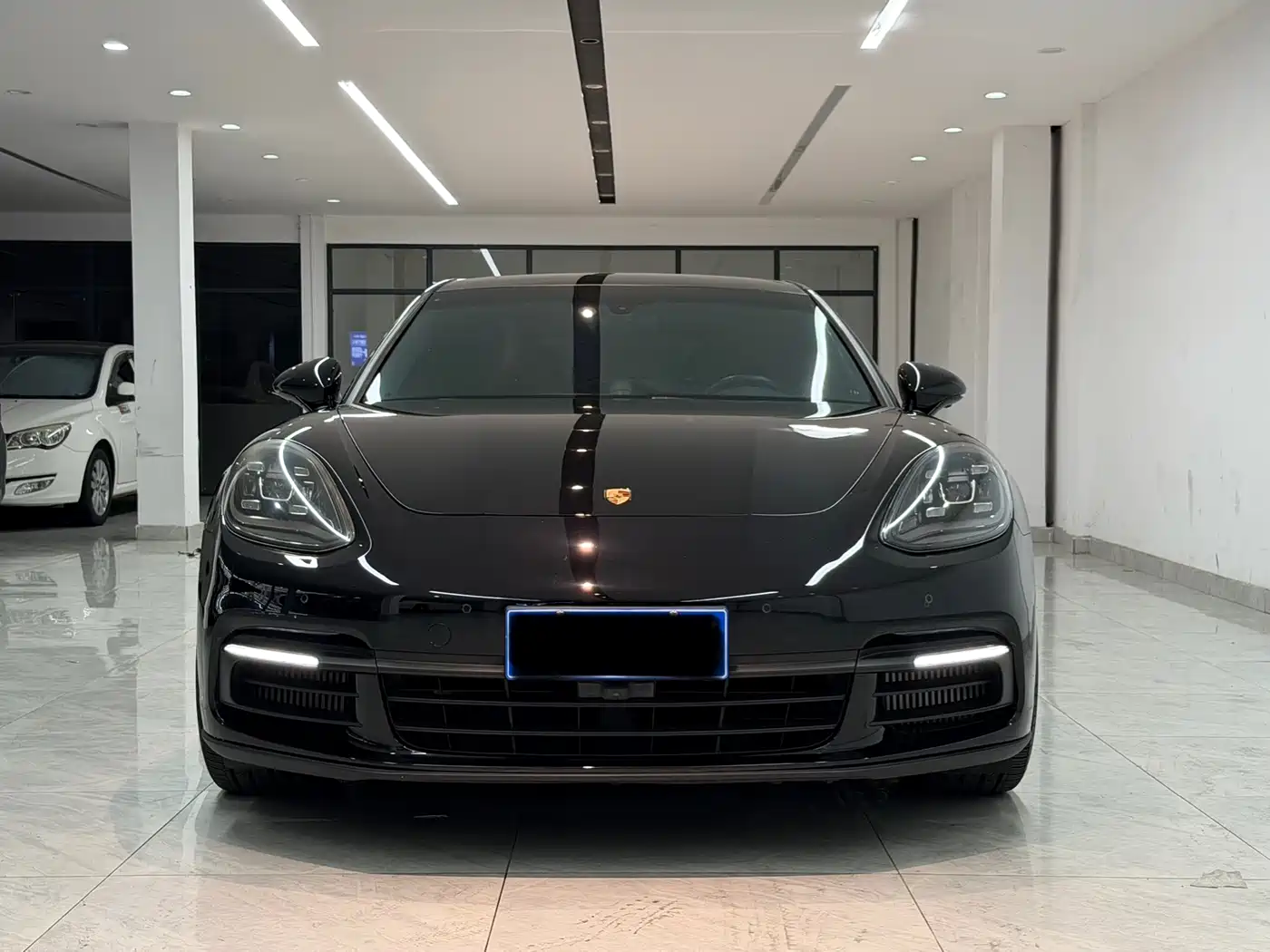 Porsche Panamera 2019 Panamera 2.9T фото 2