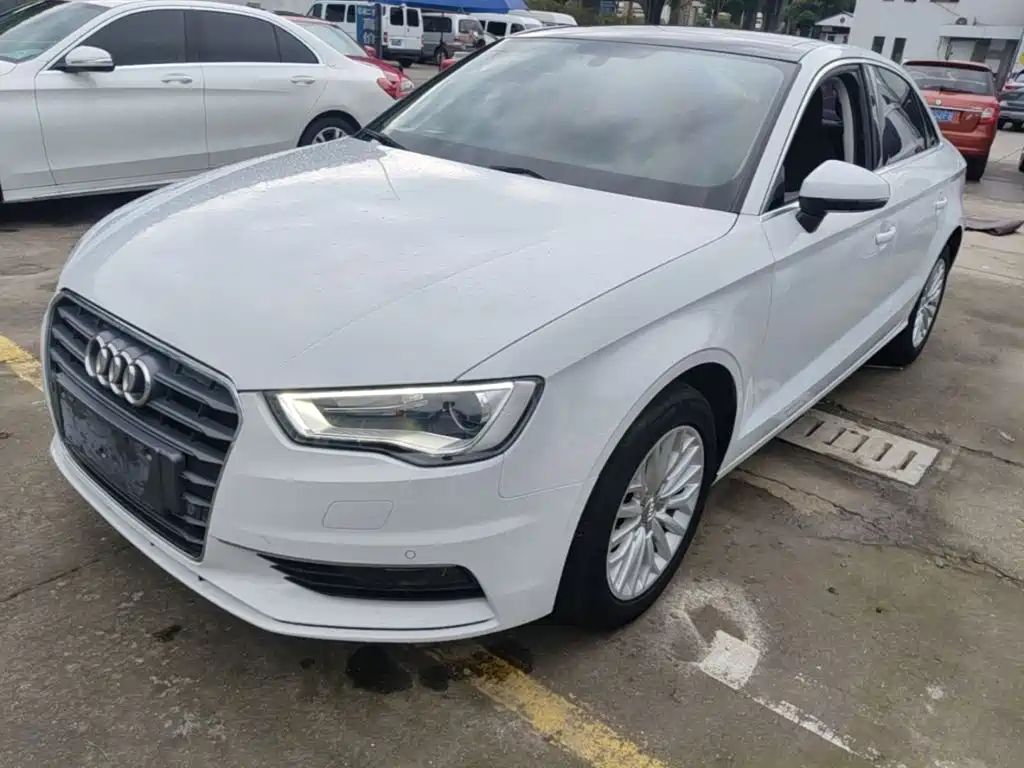 Фото 2 - Audi A3
