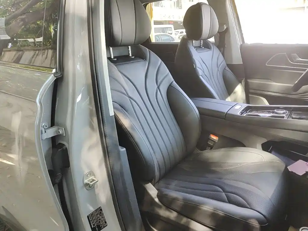 Chery Fengyun Fengyun T9 2025 2025 120 Long Range Honor 7-seater LFP