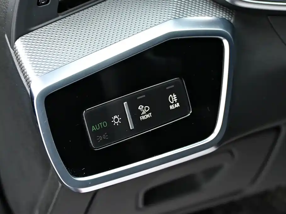 Audi A6L 2023 40 TFSI Luxury Dynamic фото 24