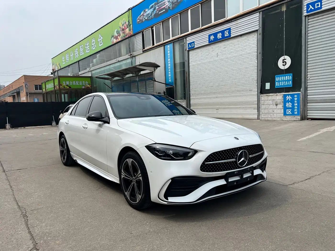 MERCEDES-BENZ C CLASS