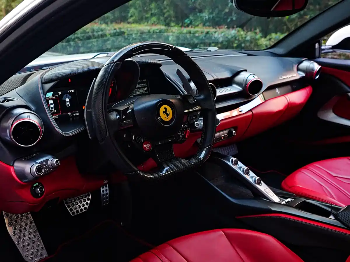 Ferrari 812 2017 6.5L Superfast фото 9