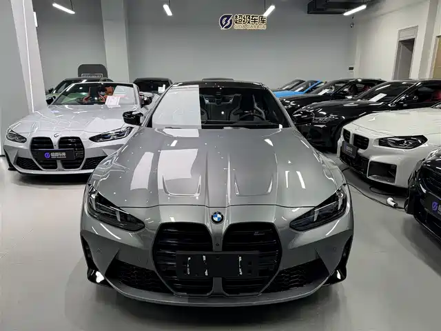 BMW M4 2024 BMW M4 Coupe M xDrive Competition — фото 2