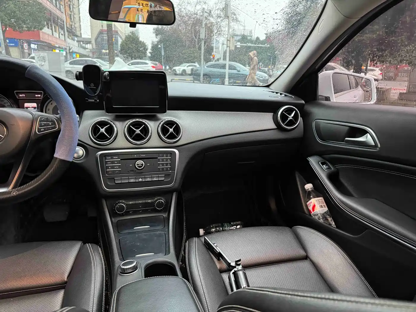 Mercedes-Benz GLA 2016 GLA 200 Dynamic фото 11