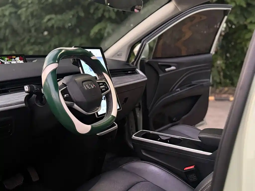Nezha Auto Nezha V 2024 2022 Tide 300 Lite Ternary Lithium