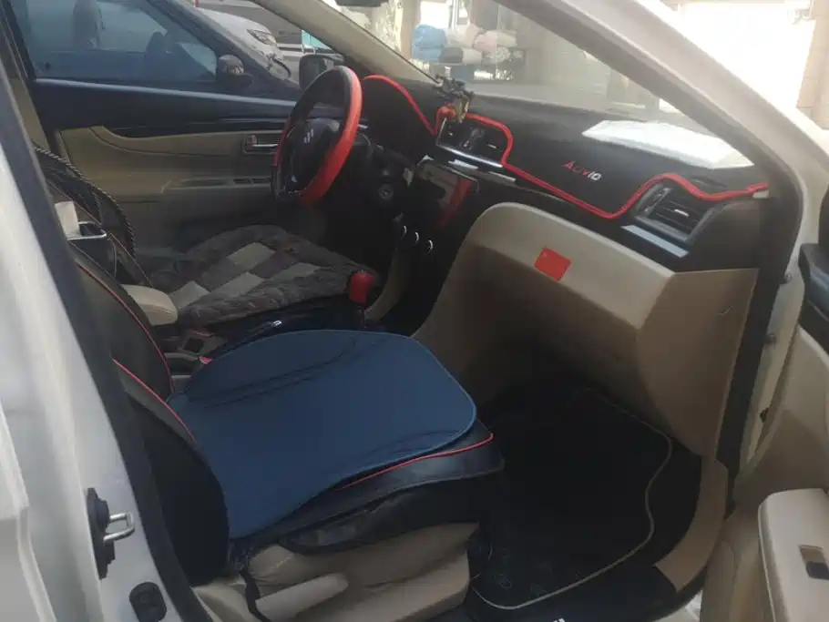 Suzuki Alivio 2015 2015 1.6L Manual Comfort