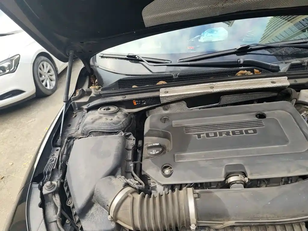 Фото 20 - Chevrolet Malibu XL