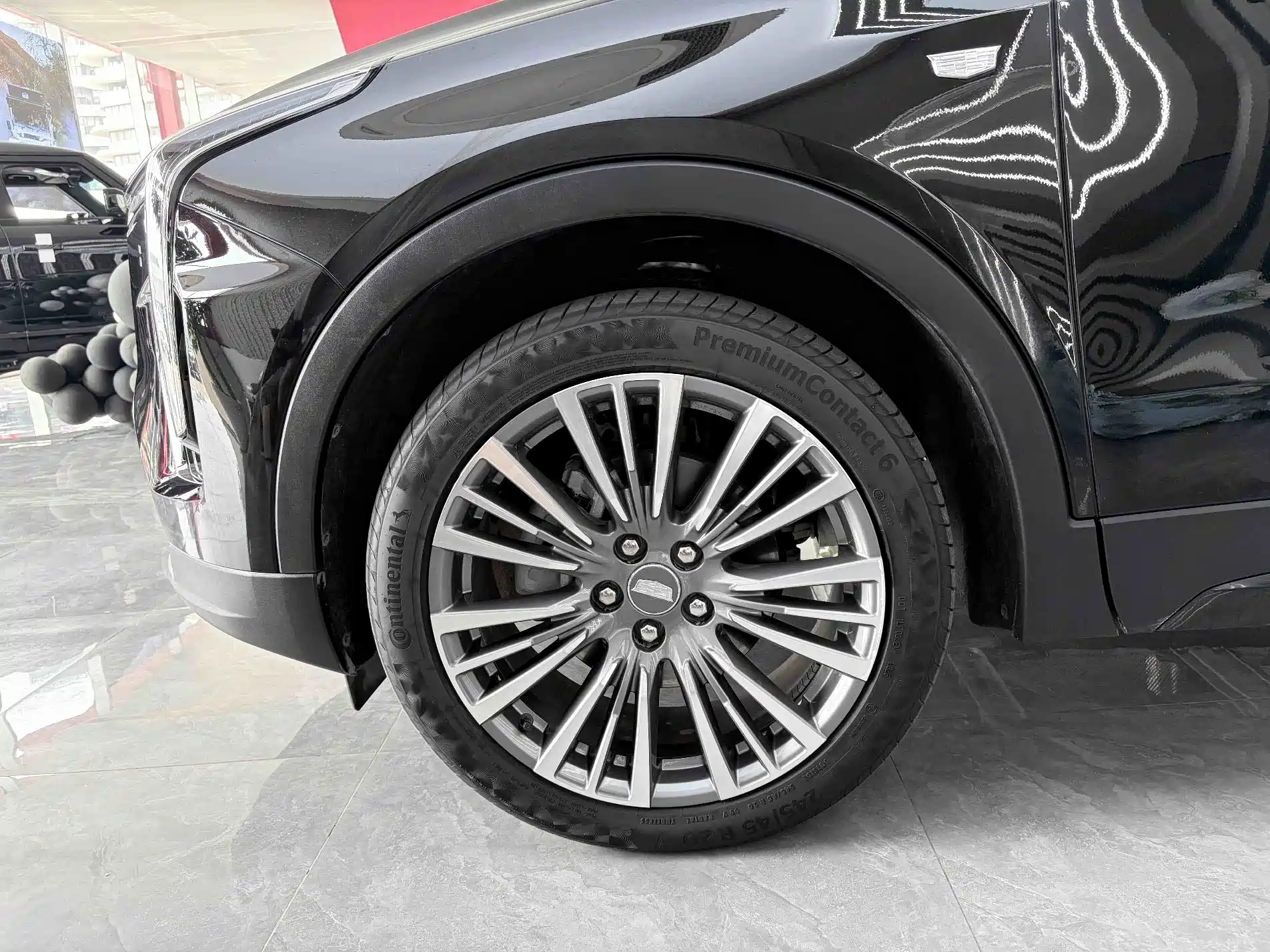 Фото 4 - Cadillac XT4