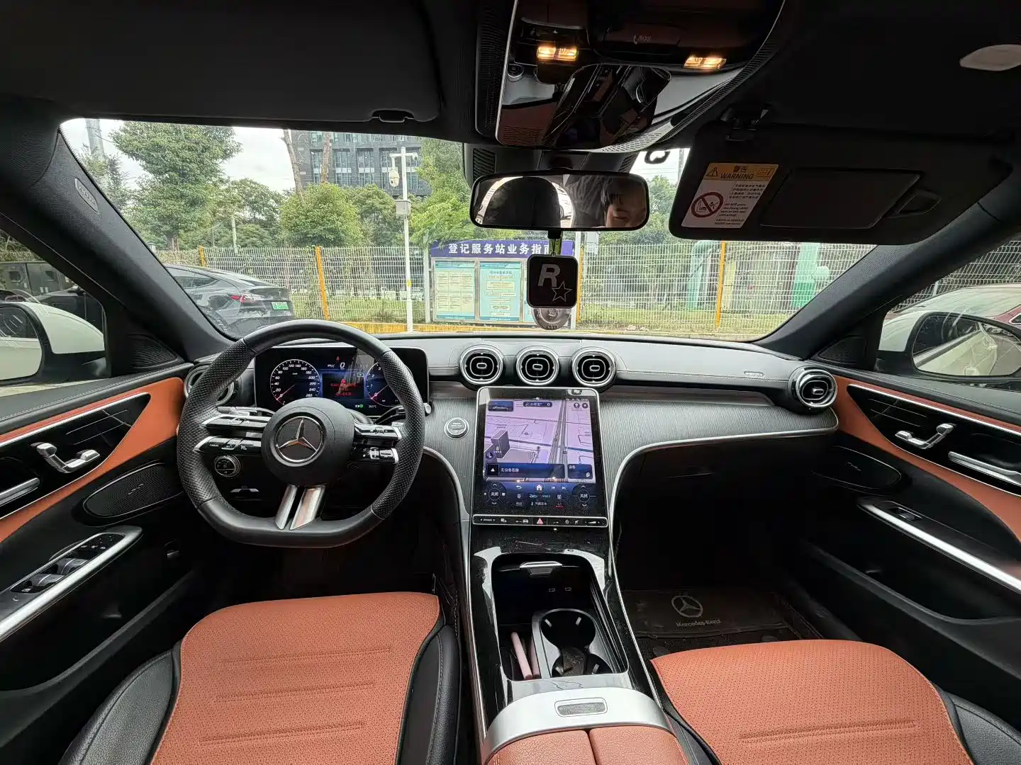 صورة 5 - Mercedes-Benz C-Class
