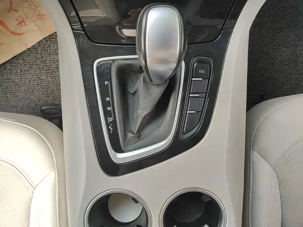 Huasong 7 2020 2015 2.0T Automatic Comfort
