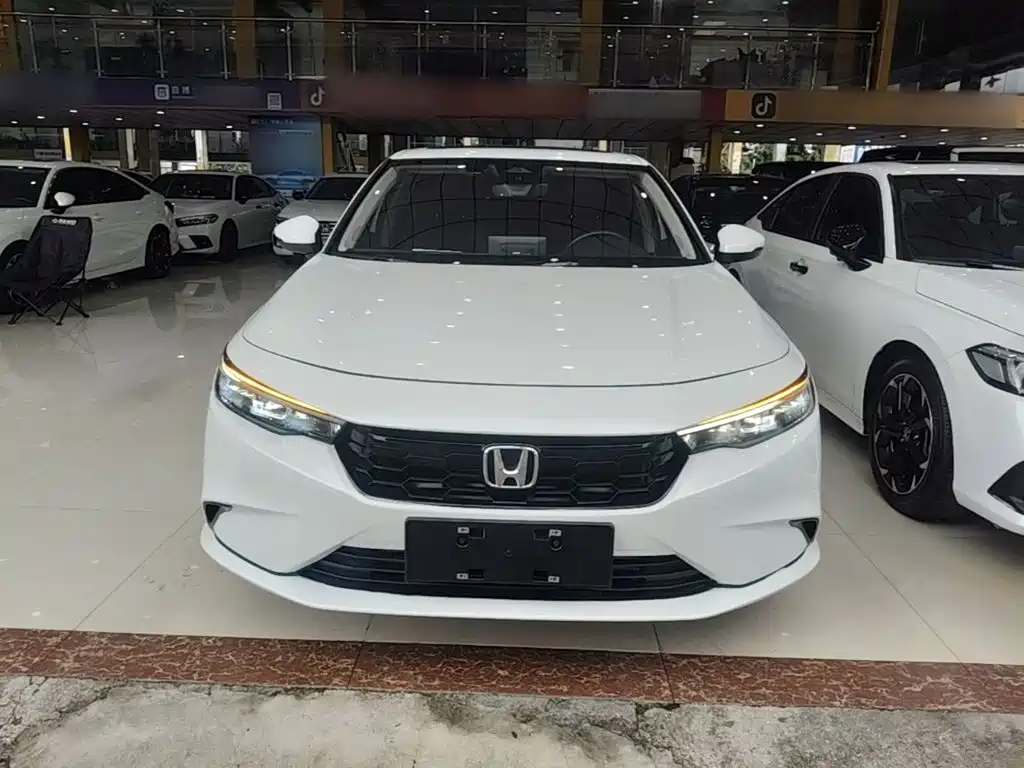 Honda Integra 2023 2023 240TURBO CVT Premium Edition