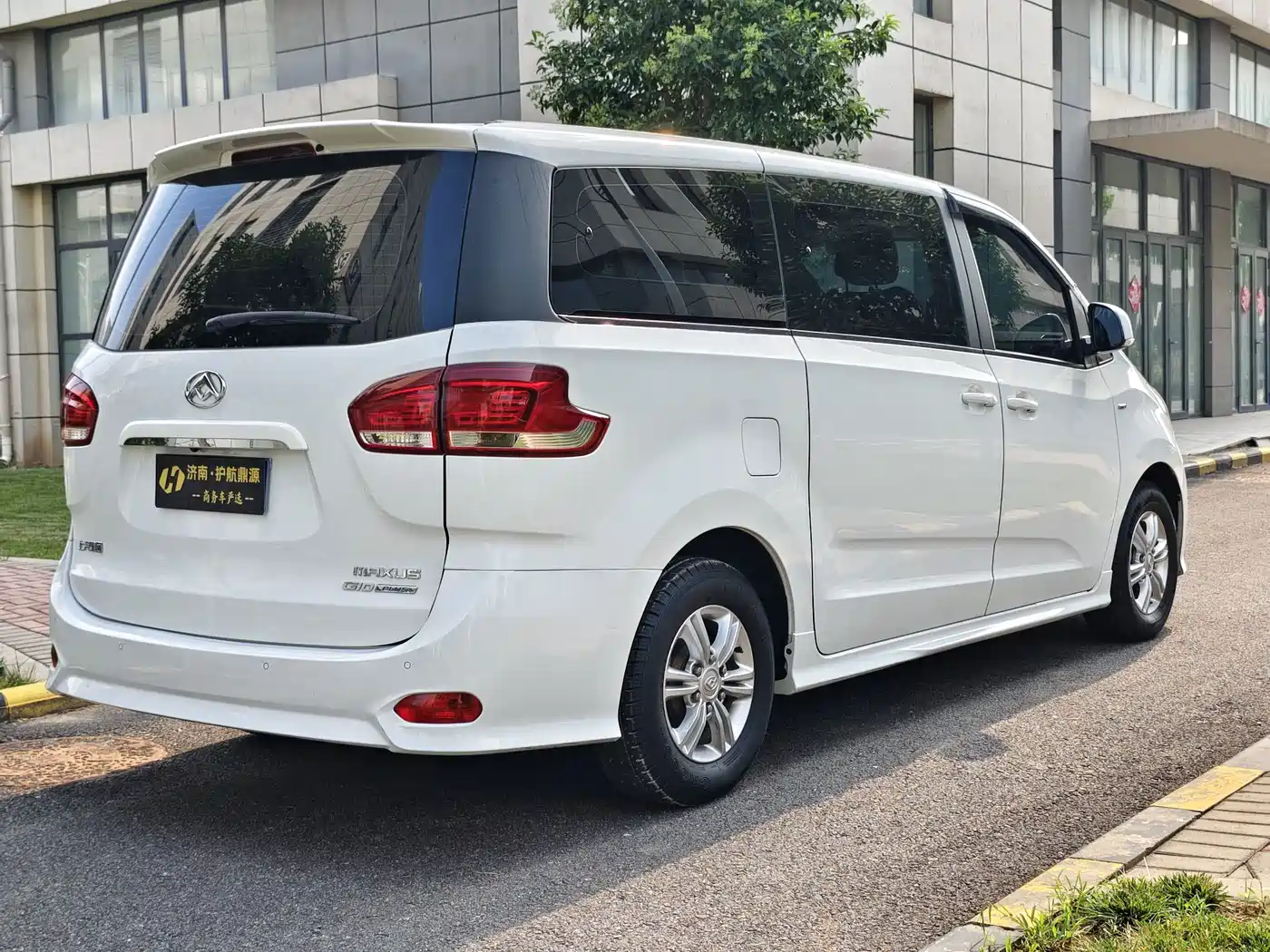 SAIC Maxus Maxus G10 2022 2022 2.0T Auto Elite Edition Petrol 7-Seater