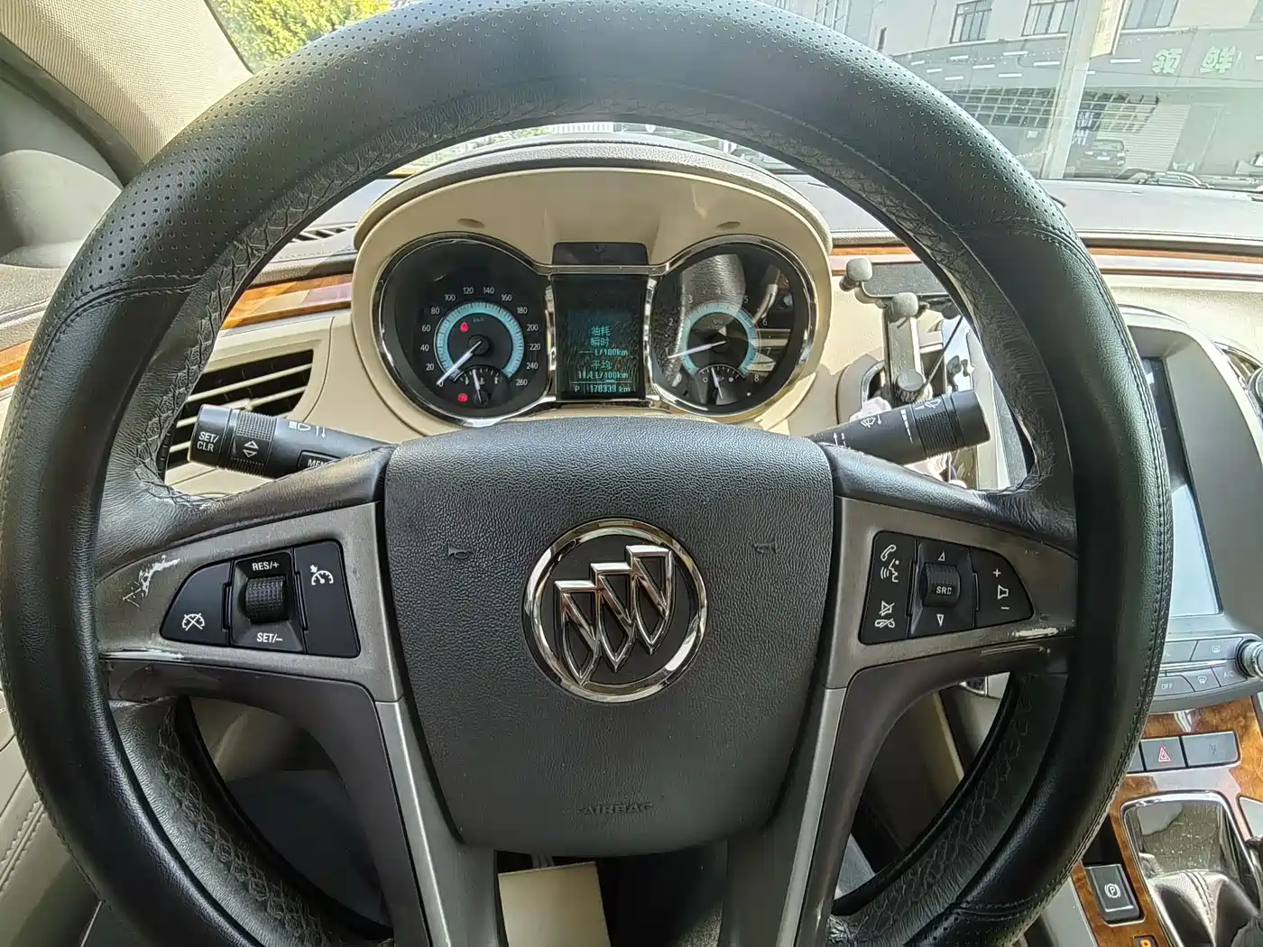 Buick LaCrosse 2012 2.4L SIDI Elegance Edition фото 5