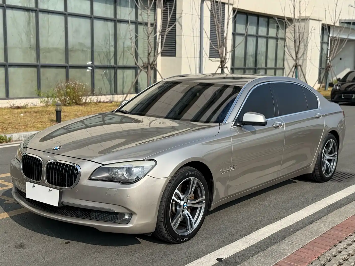 BMW 7 Series 2011 750Li xDrive