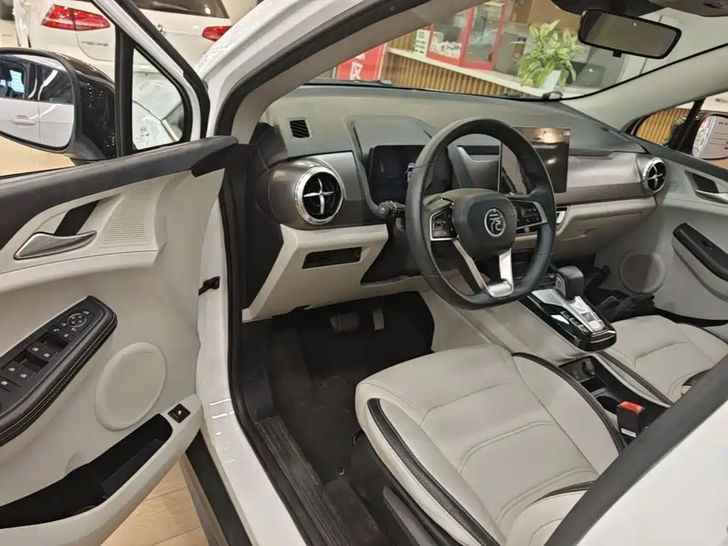 BYD Yuan Pro 2022 2021 401KM Premium Model