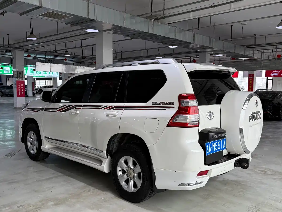 Toyota Prado (Import) фото 17