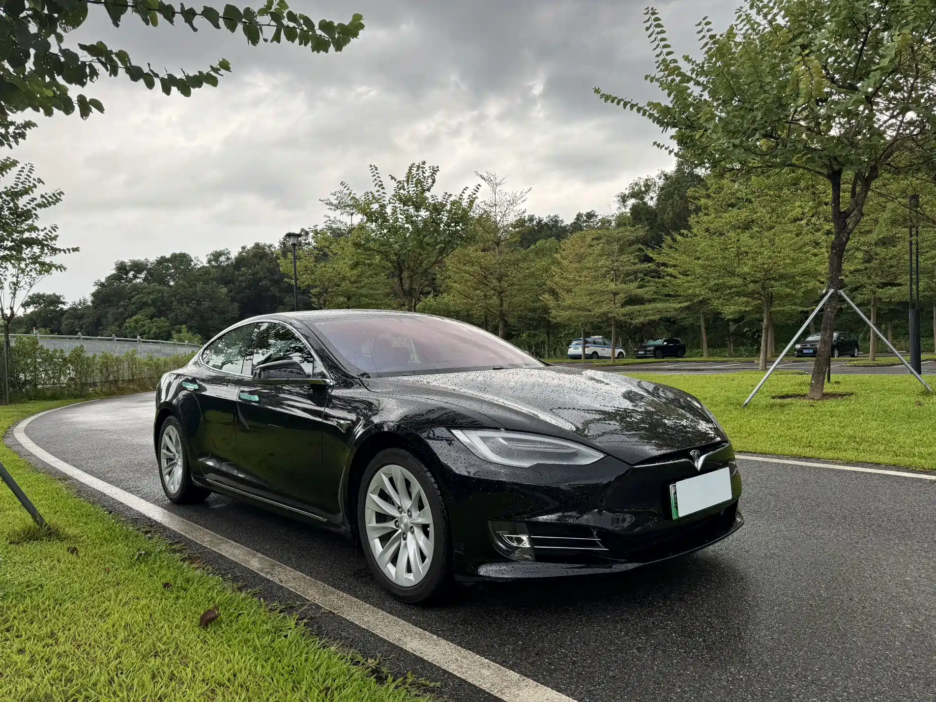 Photo 3 - Tesla Model S