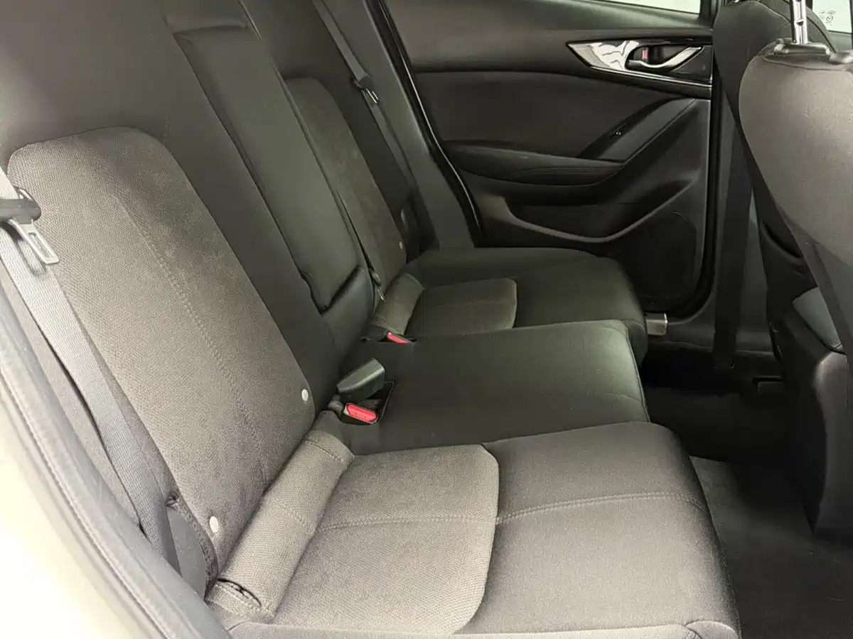 Фото 14 - Mazda CX-4