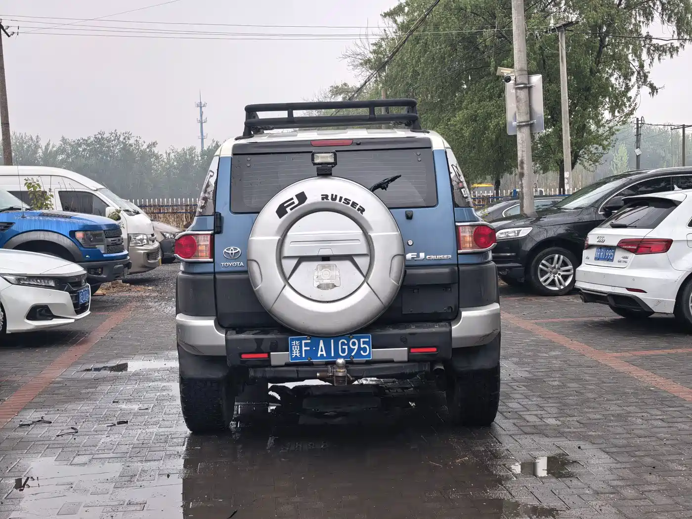 Toyota FJ Cruiser фото 5