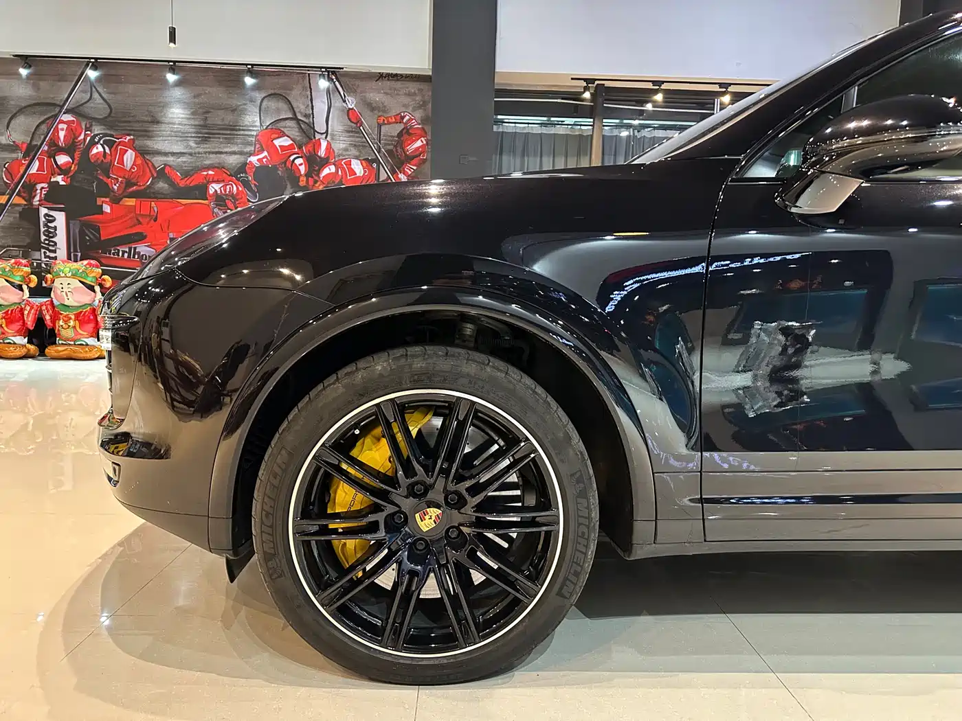 Porsche Cayenne 2016 Cayenne Turbo S 4.8T фото 20