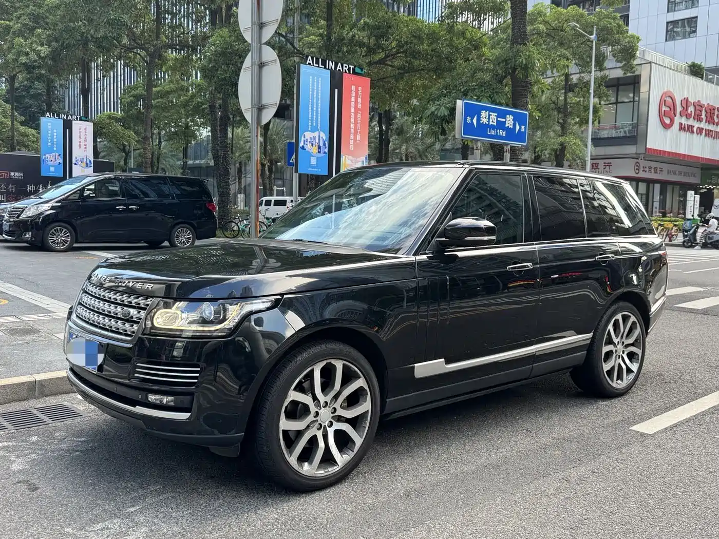 Land Rover Range Rover 2015 3.0 TDV6 Vogue фото 3