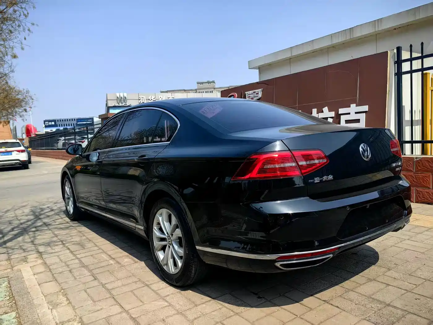Volkswagen Magotan 2018 380TSI DSG Luxury фото 6