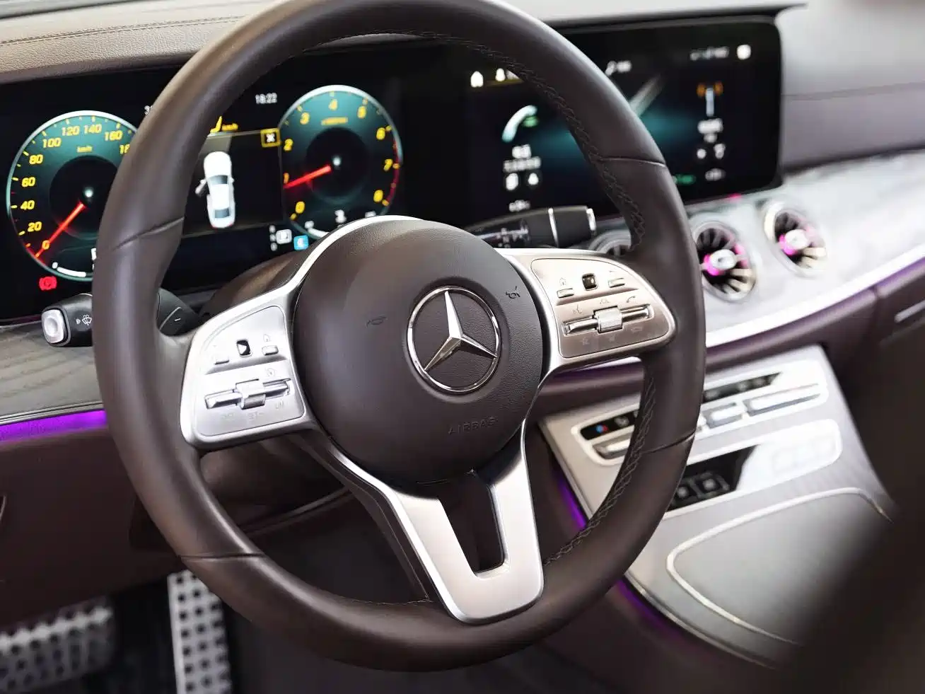Mercedes-Benz CLS 2021 Facelift CLS 300 Luxury фото 11