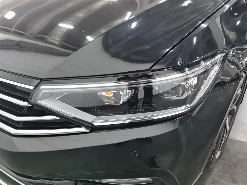 Volkswagen Magotan 2020 330TSI DSG Leading фото 7