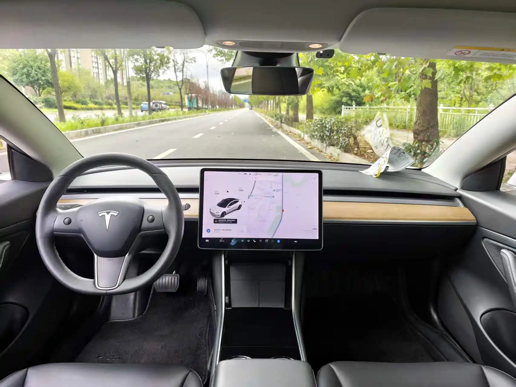 Фото 8 - Tesla Model 3
