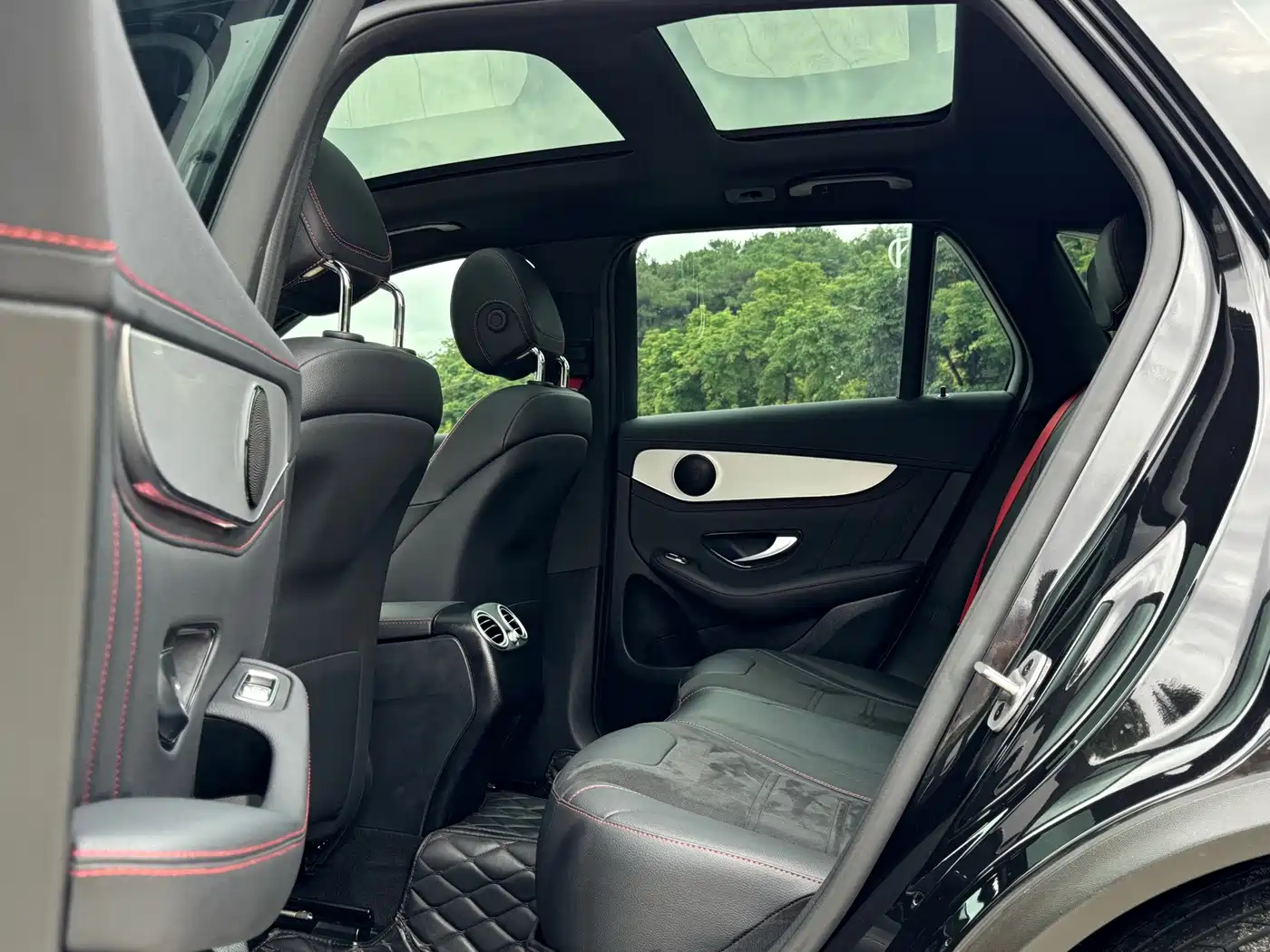 Mercedes-Benz GLC, миниатюра 12