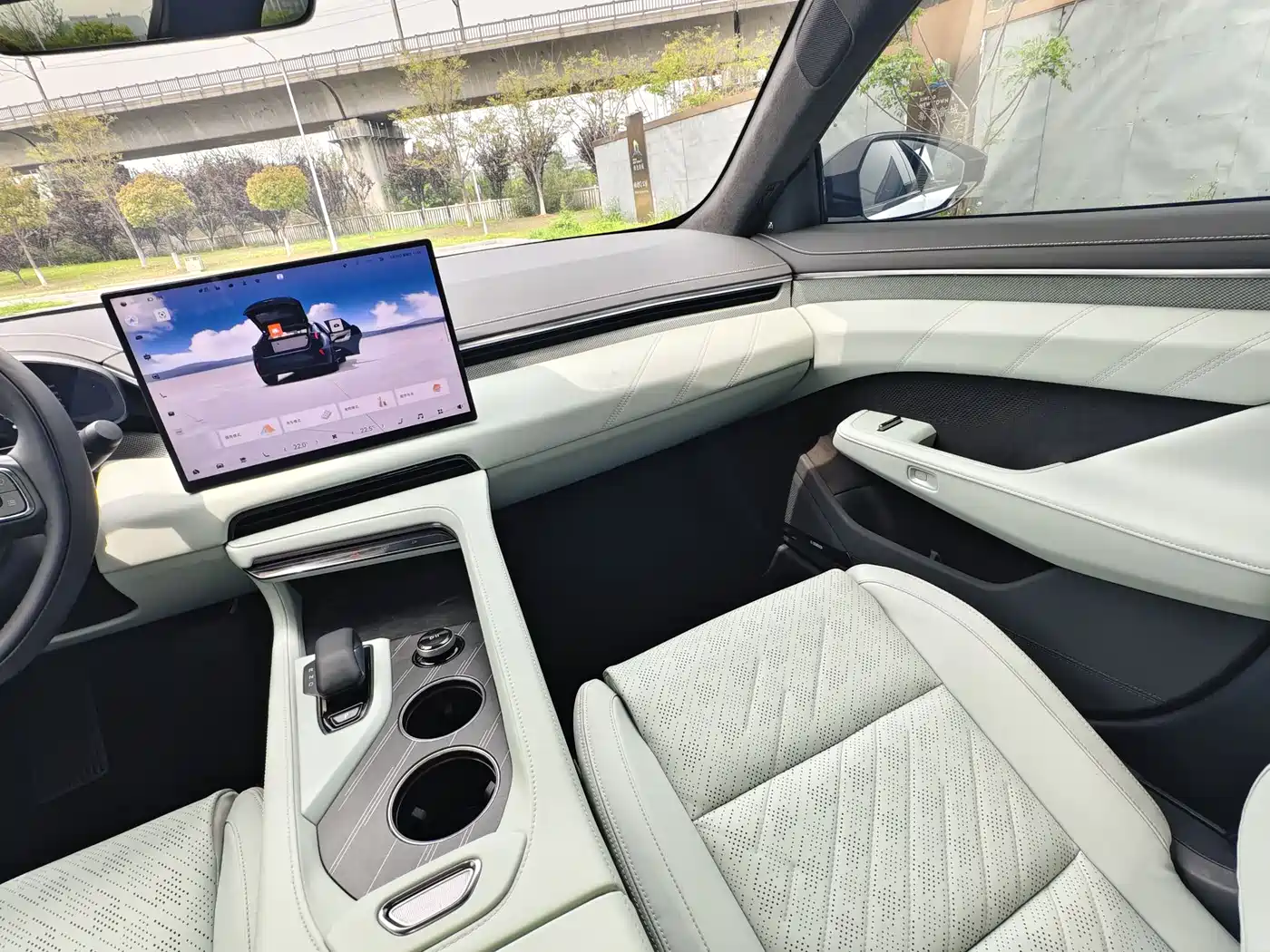 ZEEKR EXTREME KRYPTON 001