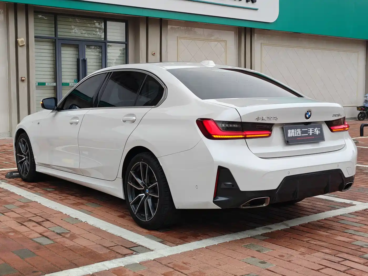 BMW 3 Series 2023 325Li M Sport Package фото 18
