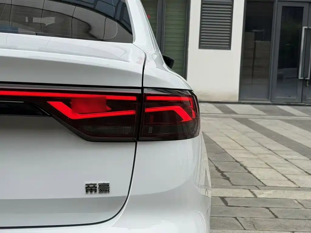 Geely Emgrand 2025 2025 4th Gen 4 Million Commemorative Edition 1.5L CVT Soar