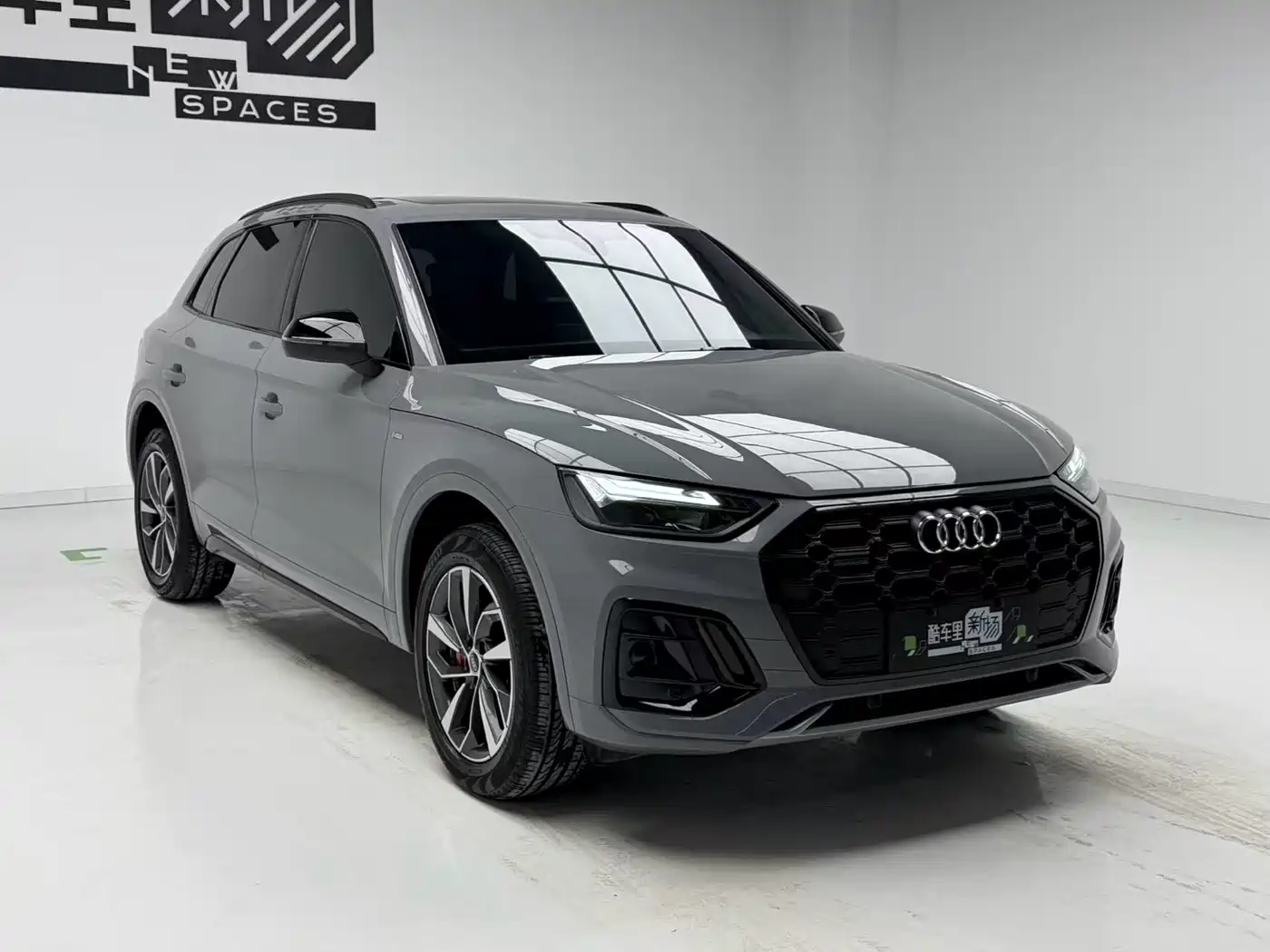 Audi Q5L 2024 Model 40 TFSI Luxury Dynamic фото 3