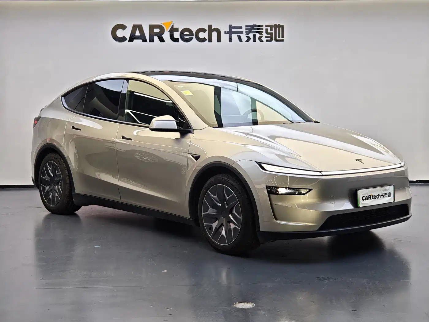 Tesla Model Y L 2026 2025 Facelift Long Range AWD