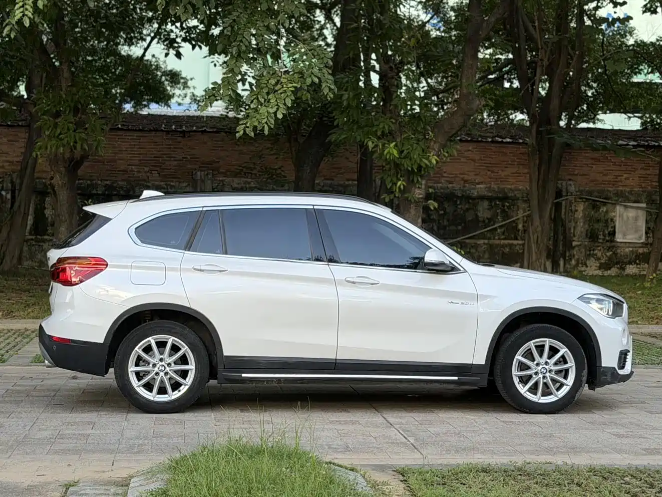 BMW X1 2018 sDrive18Li Fashion Model фото 17