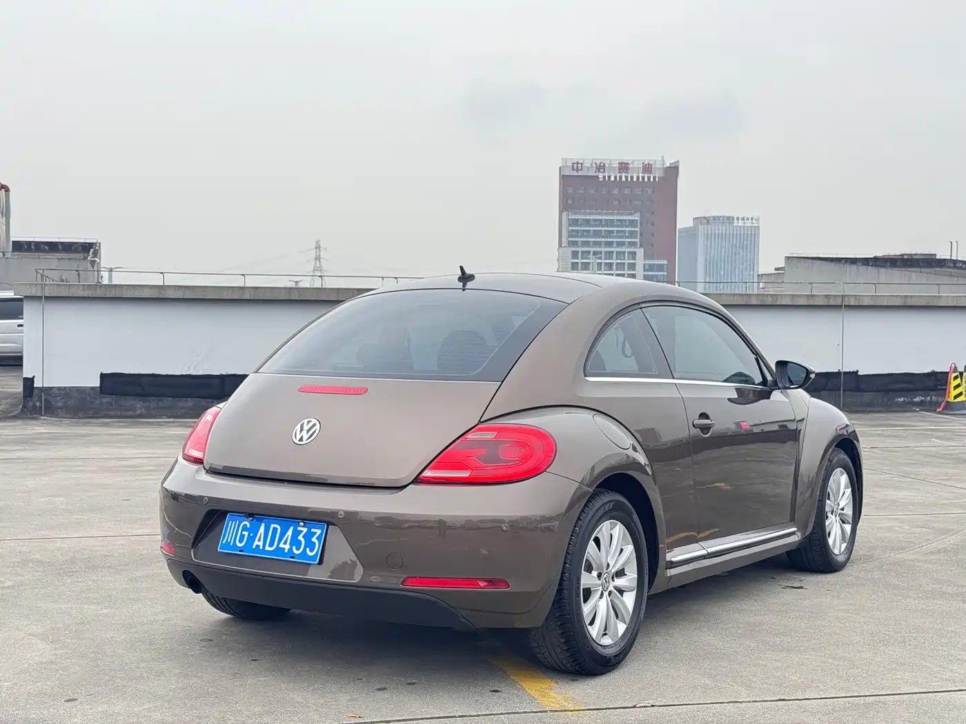 Volkswagen Beetle 2014 1.2TSI Fashion Edition фото 4