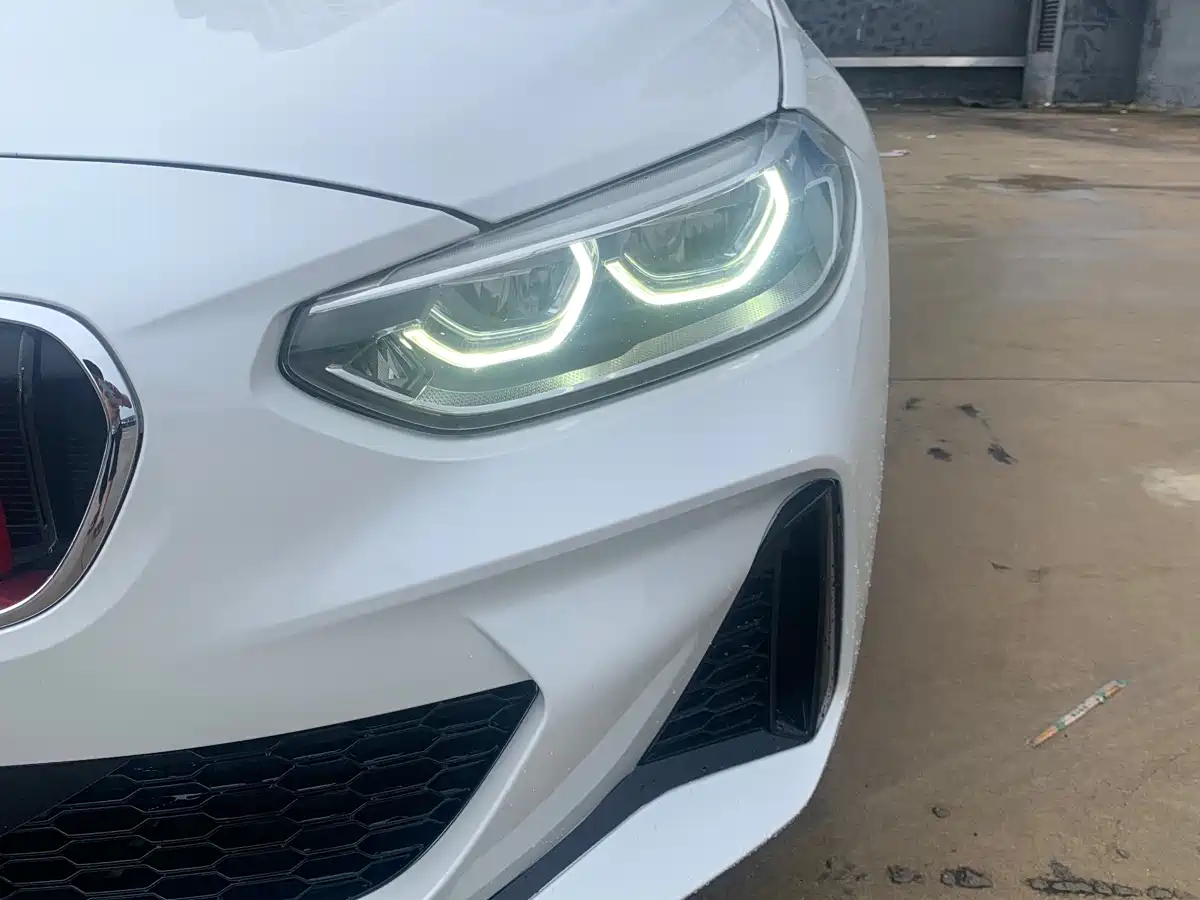 BMW 1 Series 2020 Model 120i M Sport Package фото 4