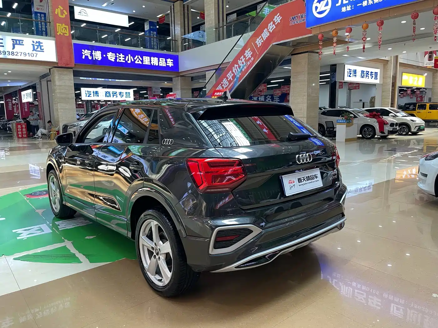 Фото 6 - Audi Q2L