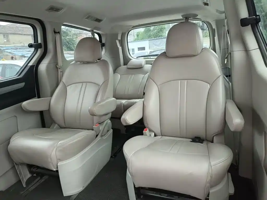 SAIC Maxus Maxus G10 2016 2014 Model Year 2.0T Auto Elite