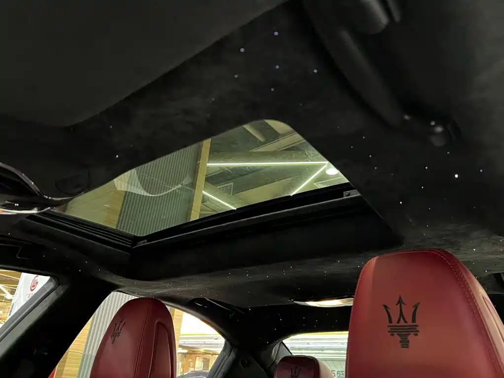 صورة 7 - Maserati Ghibli