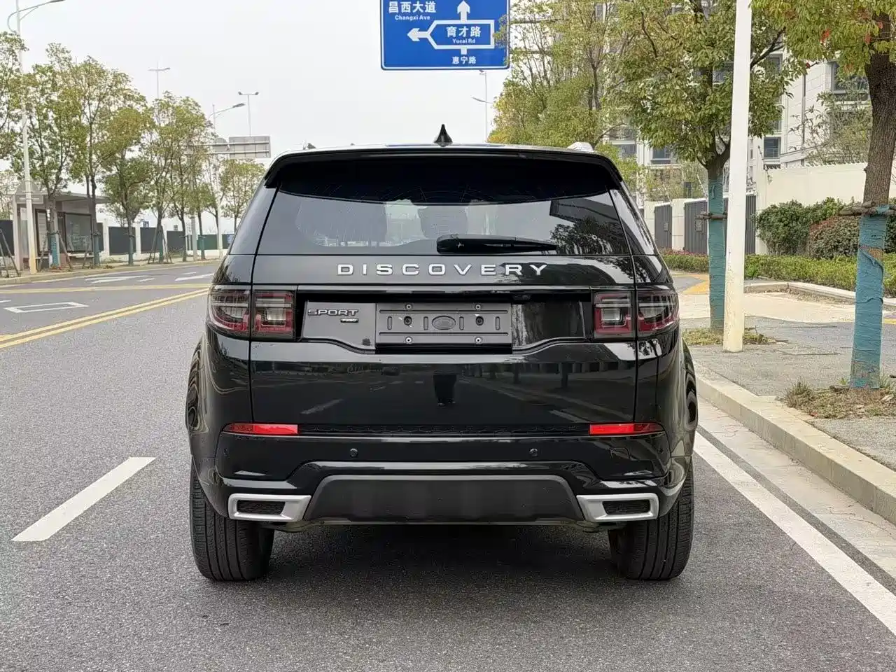 LAND ROVER DISCOVER SPORTS
