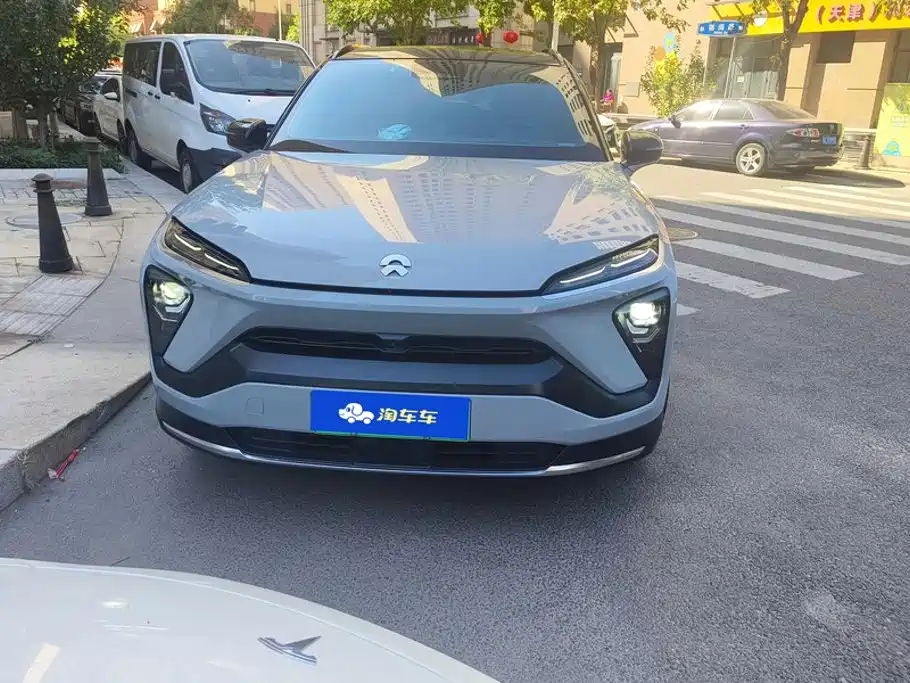 Фото 2 - NIO ES6