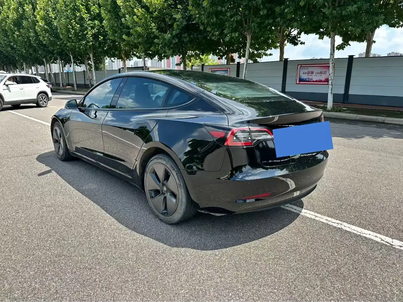 Фото 9 - Tesla Model 3