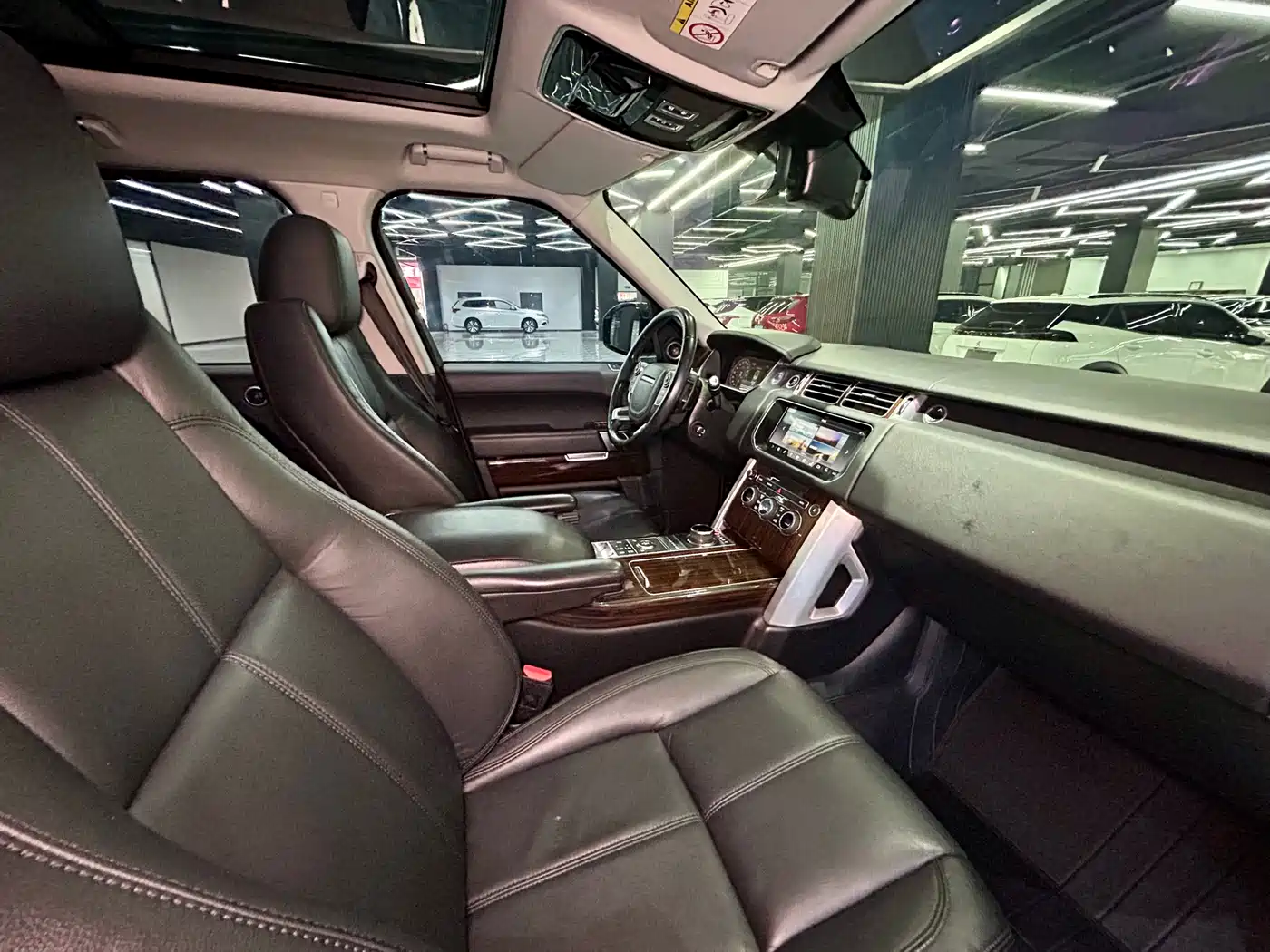 Land Rover Range Rover 2017 3.0 SC V6 Vogue фото 35