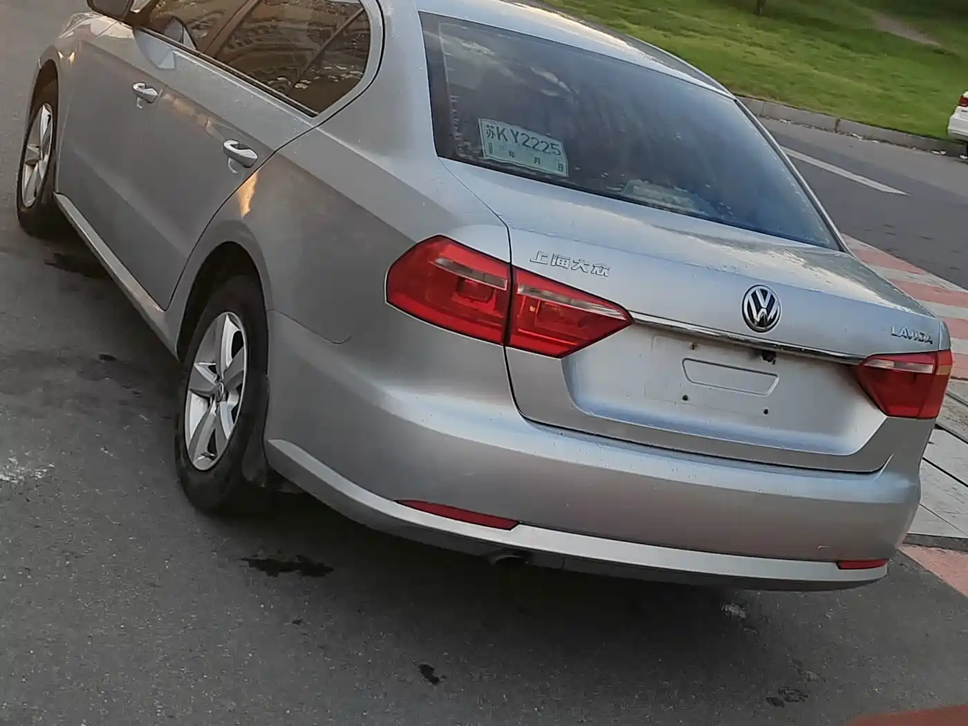 Volkswagen Lavida 2013 2013 Facelift Classic 1.6L Manual Trend